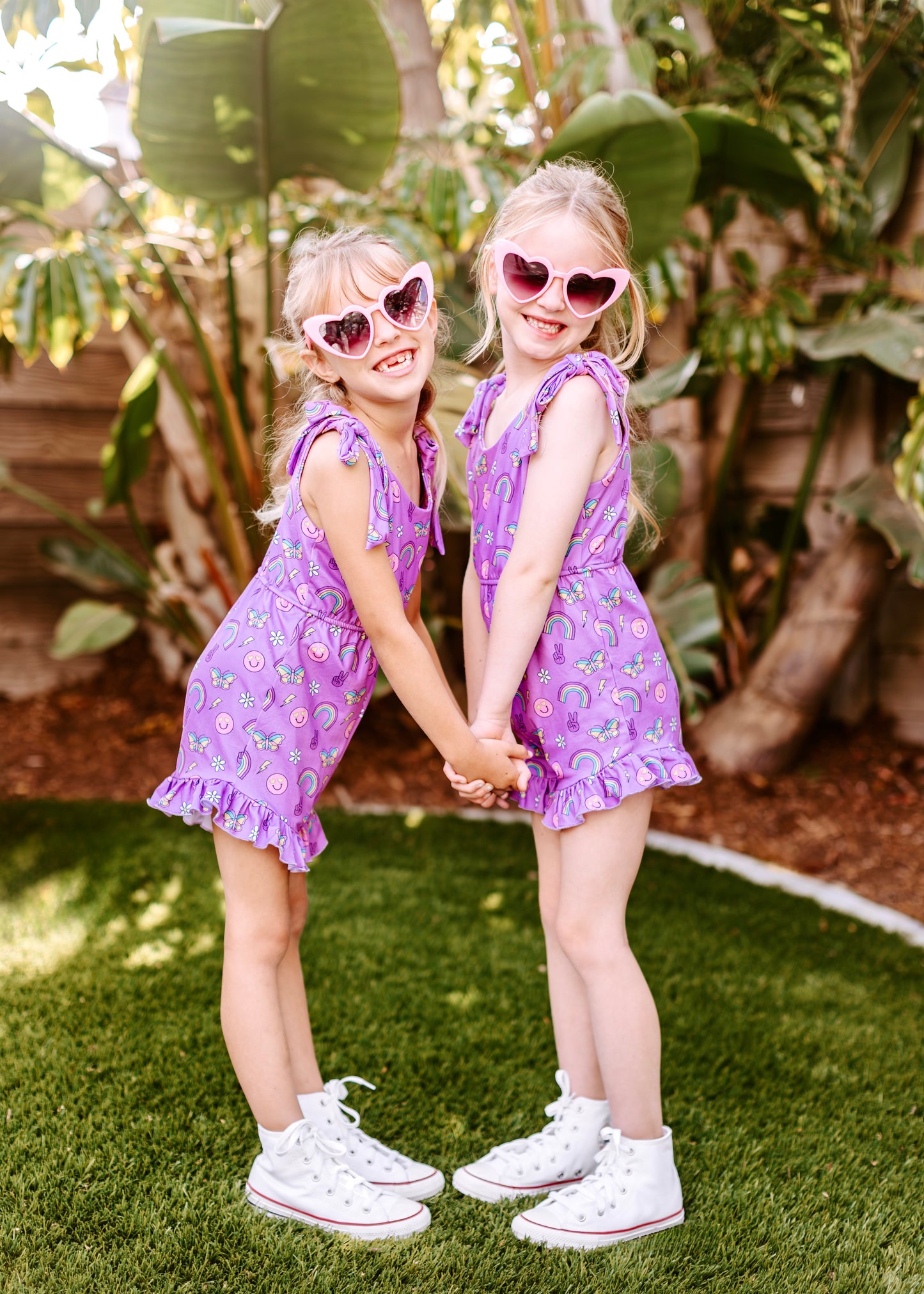 The Cruel Summer Oversized Heart Sunnies